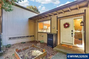 1223 Karen Way NW, Salem, OR 97304 - Photo 2