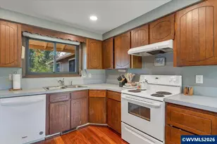 7835 Nathan St SE, Salem, OR 97317 - Photo 4