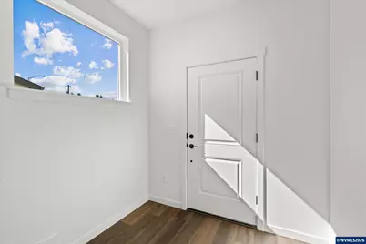 1524 Brown St, Woodburn, OR 97071 - Photo 6