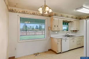 35865 Riverside Dr SW, Albany, OR 97321 - Photo 10