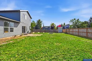 2523 Concord St, Woodburn, OR 97071 - Photo 42