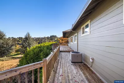 1210 Chatnicka St NW, Salem, OR 97304 - Photo 38