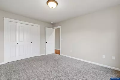 197 NW Bonanza Av, Dallas, OR 97338 - Photo 16
