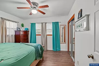 4102 Watson Av NE, Salem, OR 97305 - Photo 10