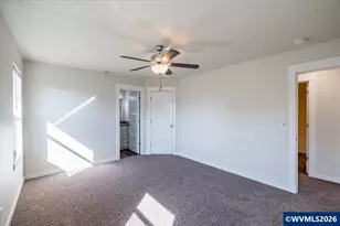 60 N 8th St, Lebanon, OR 97355 - Photo 12