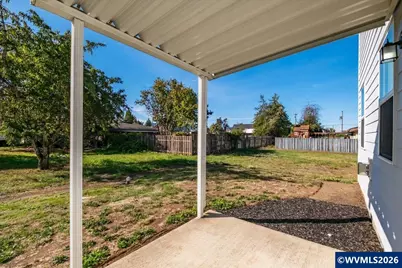 60 N 8th St, Lebanon, OR 97355 - Photo 22