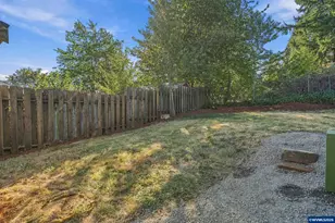920 Baxter Rd SE, Salem, OR 97306 - Photo 26