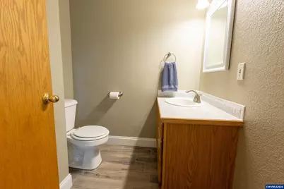583 Canberra Dr, Philomath, OR 97330 - Photo 14