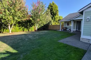1023 Randall Way, Independence, OR 97351 - Photo 2