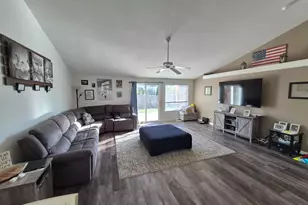 1023 Randall Way, Independence, OR 97351 - Photo 6