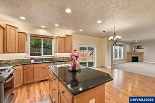 2389 Scenic Dr NW, Albany, OR 97321 - Photo 10