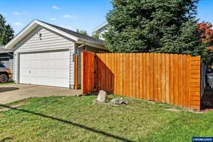 2027 Queen Ave SE, Albany, OR 97322 - Photo 30