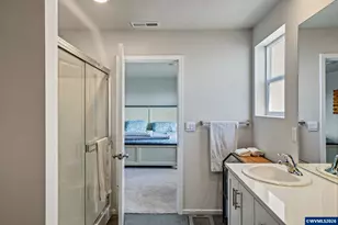 5633 Earth Pl NE, Salem, OR 97305 - Photo 32