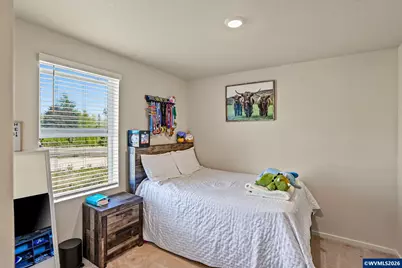 5633 Earth Pl NE, Salem, OR 97305 - Photo 26