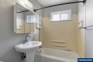 2230 Jelden St NE, Salem, OR 97301 - Photo 12