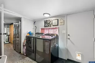 844 NE Johnson St, Myrtle Creek, OR 97457 - Photo 6