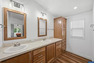 1401 W Ellendale #34 Av, Dallas, OR 97338 - Photo 34
