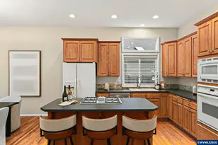 2961 SE Summerfield Dr, Corvallis, OR 97333 - Photo 10