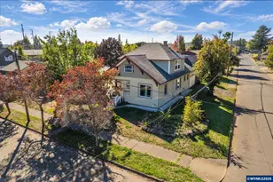 1885 4th St NE, Salem, OR 97301 - Photo 4