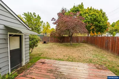 495 20th St SE, Salem, OR 97301 - Photo 30