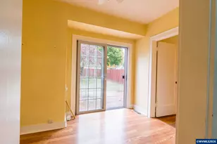 495 20th St SE, Salem, OR 97301 - Photo 8