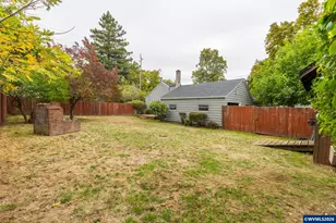 495 20th St SE, Salem, OR 97301 - Photo 32