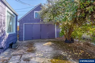2090 4th St NE, Salem, OR 97301 - Photo 6