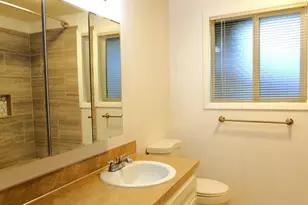 4016 45th Ave NE, Salem, OR 97305 - Photo 8