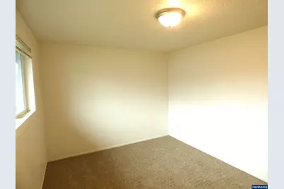 4016 45th Av NE, Salem, OR 97305 - Photo 12