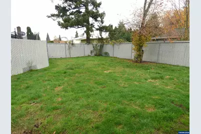 4016 45th Av NE, Salem, OR 97305 - Photo 14