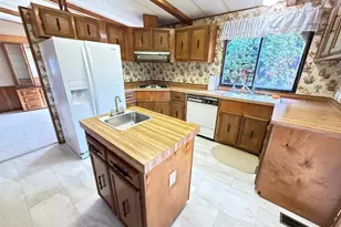 4318 Essex St SE, Salem, OR 97317 - Photo 12