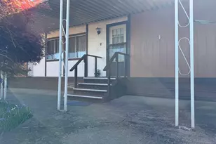 4318 Essex St SE, Salem, OR 97317 - Photo 2