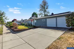 3304 Hill St SE, Albany, OR 97322 - Photo 2