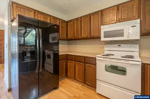 319 Marr Ct N, Monmouth, OR 97361 - Photo 10
