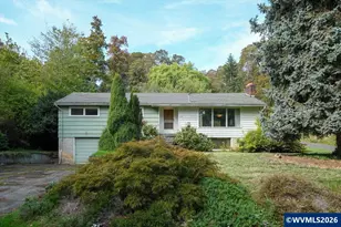 775 Cascade Dr NW, Salem, OR 97304 - Photo 2