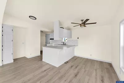 2768 Oakland Lp SE, Salem, OR 97317 - Photo 8