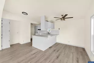 2768 Oakland Lp SE, Salem, OR 97317 - Photo 8