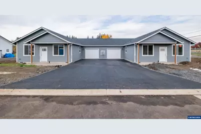 1230 49th Av, Sweet Home, OR 97386 - Photo 1