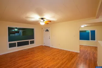 3555 Middle Grove Dr NE, Salem, OR 97305 - Photo 8