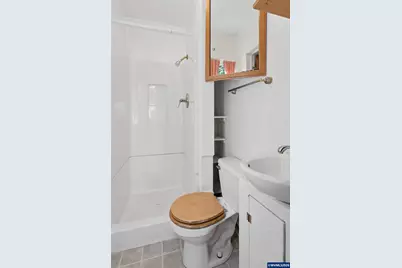 82600 Green Valley St, Creswell, OR 97426 - Photo 10