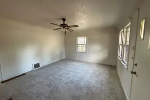 1760 Norway St NE, Salem, OR 97301 - Photo 2
