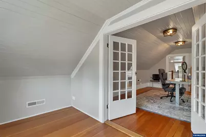 901 13th St SE, Salem, OR 97302 - Photo 38