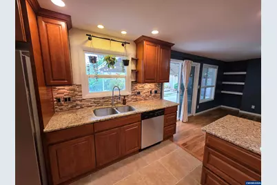 720 Ventura St N, Keizer, OR 97303 - Photo 16