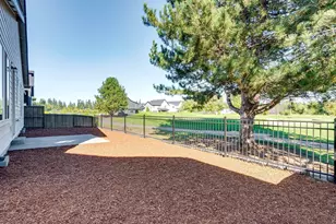 3244 Nightingale Dr, Woodburn, OR 97071 - Photo 4