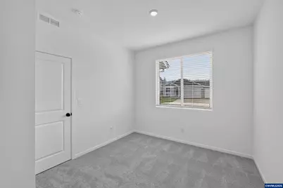 1056 Cardinal St, Woodburn, OR 97071 - Photo 16