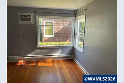 689 Church St, Salem, OR 97301 - Photo 2