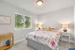 12076 SE Harold St, Portland, OR 97226 - Photo 16