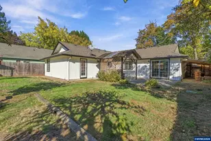 740 W Maple St, Lebanon, OR 97355 - Photo 26
