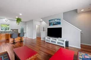 2619 SE 109th Ave, Portland, OR 97266 - Photo 2