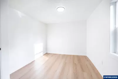 40121 Lacomb Dr, Lebanon, OR 97355 - Photo 22